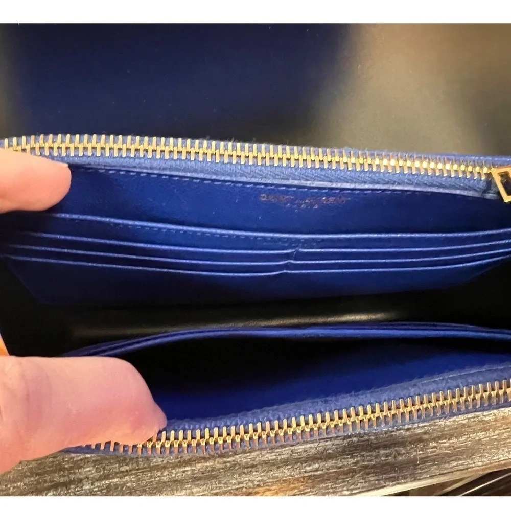 Yves Saint Laurent Cassandra Clutch Wallet Electric Blue Chevron Quilted Leather - Picture 3 of 16